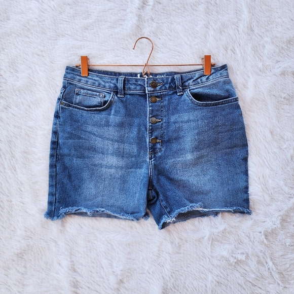 Lee Heritage High Rise Button Fly Cutoff Denim Shorts - Picture 1 of 7